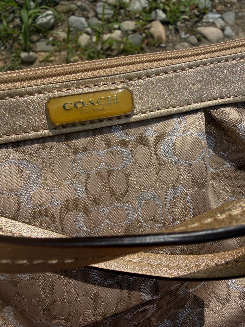 Coach Vintage Metallic Lunex Pleated Signature ~ w/Hang Tag Lilac Interior - Picture 6 of 9